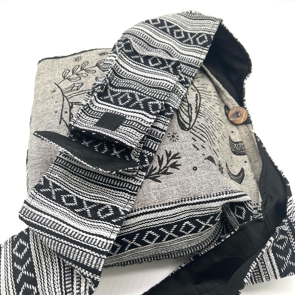 Mushroom and Celestial Print Large Hippie Crossbody Sling Bag - Picture 6 of 12